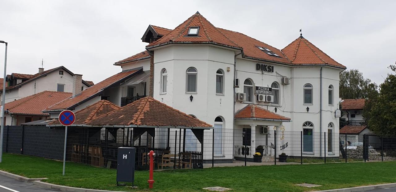 Apartmani Diksi Nagybecskerek Kültér fotó