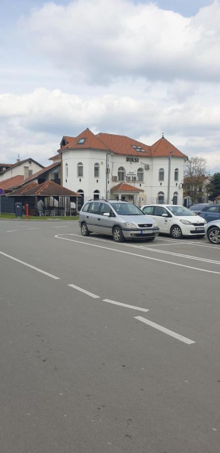 Apartmani Diksi Nagybecskerek Kültér fotó