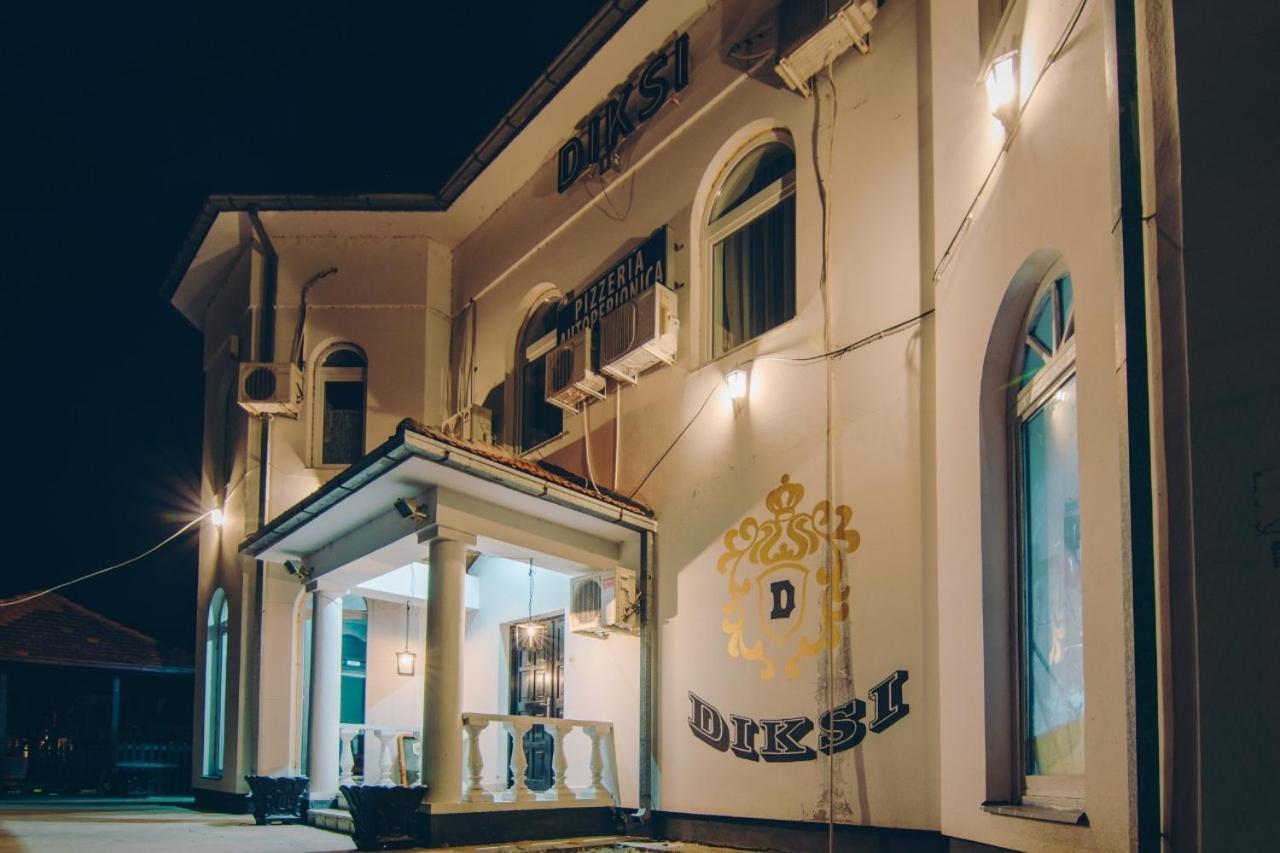 Apartmani Diksi Nagybecskerek Kültér fotó